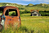 Old farmhouse, Big Muddy Badlands